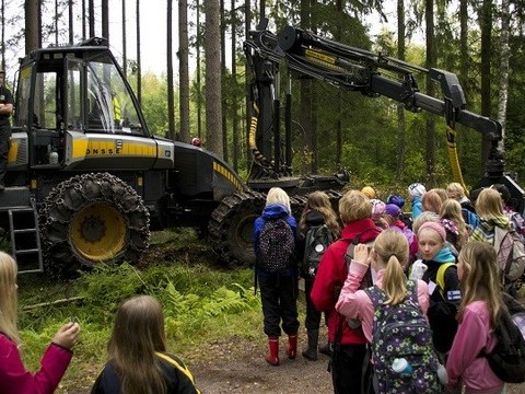 Koululaisten kuljetusapurahat 2016 kuva Vilma Issakainen