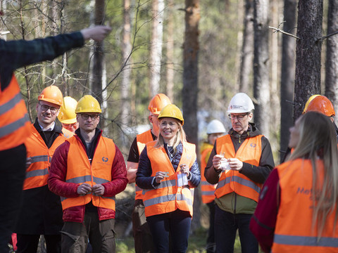 Vaikuttajaviestintä